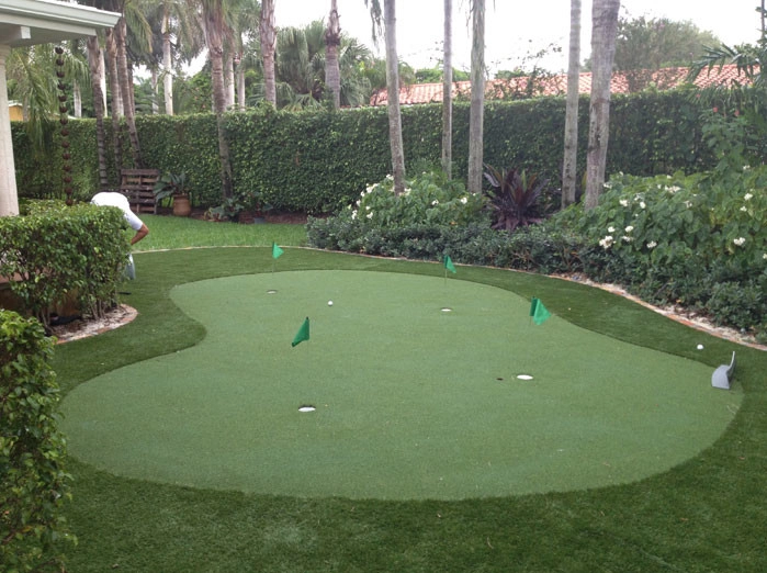 Putting Greens by Synthetic Lawns Of Miami - Photo 2