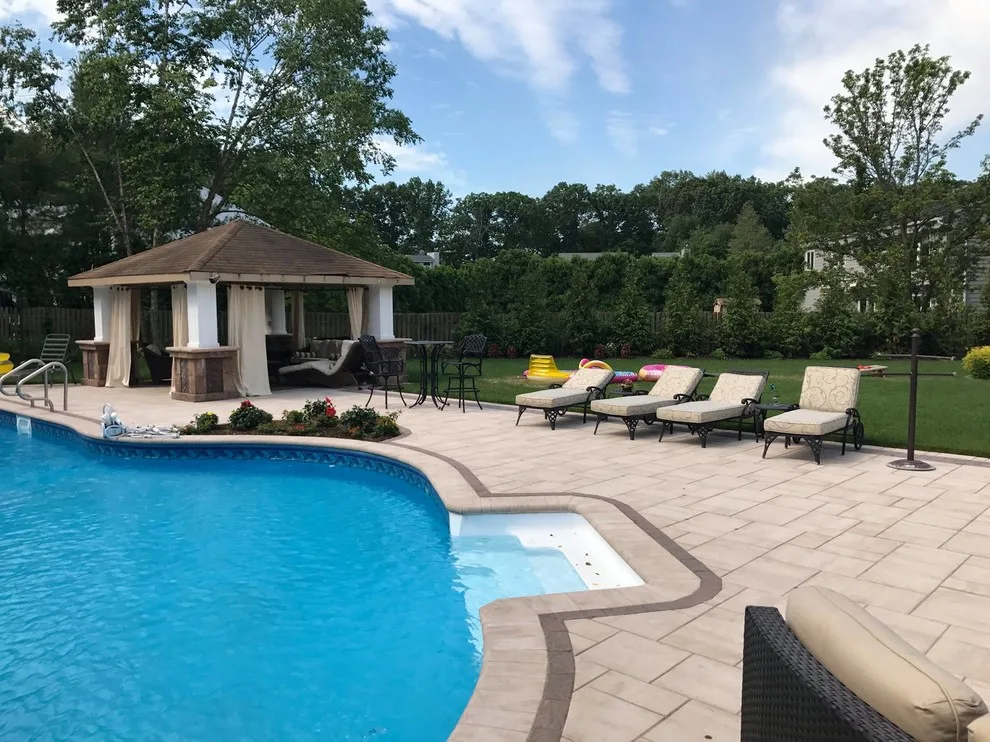 Long Island Outdoor Sanctuary by Cambridge Pavingstones With ArmorTec - Photo 3
