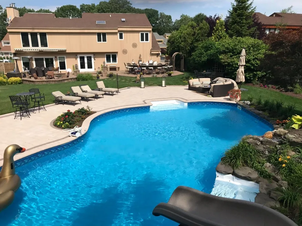 Long Island Outdoor Sanctuary by Cambridge Pavingstones With ArmorTec - Photo 2