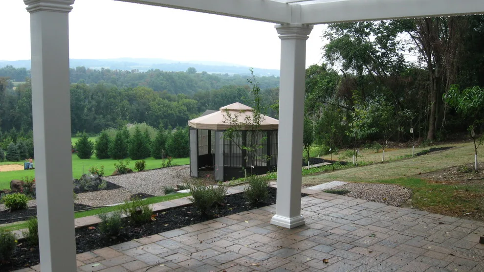 Earthtones Hardscape LLC - Photo 13