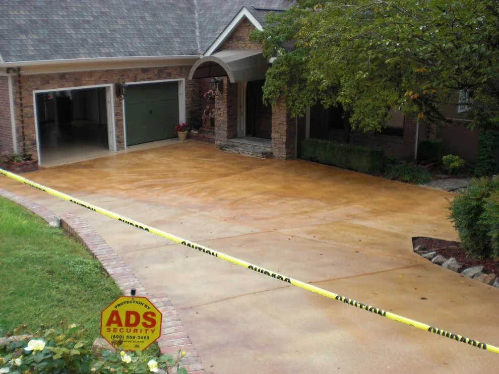 Colored Seal Driveways by Concrete Repair Specialist - Photo 6