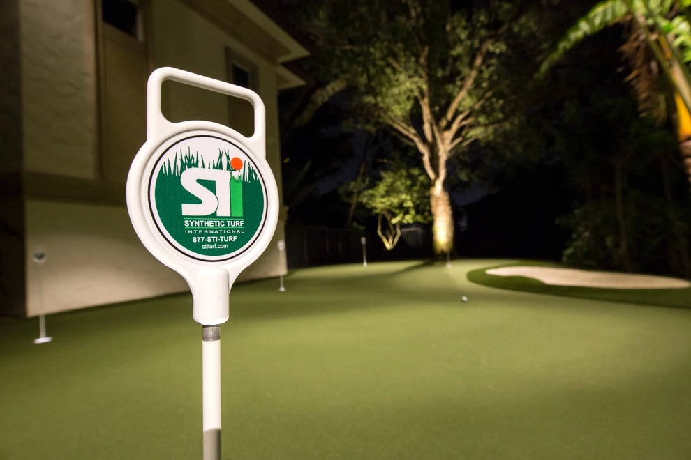 Putting Greens by Synthetic Turf International - Florida - Photo 16