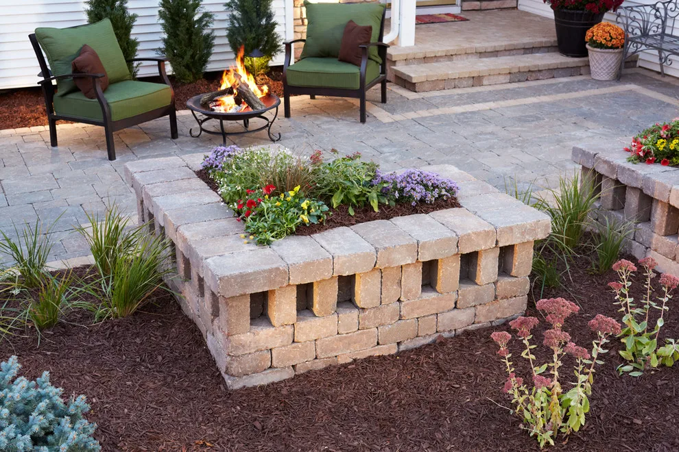 Elevated Gardens: Planter Boxes and Paved Entrance by Anchor Block Company - Photo 3