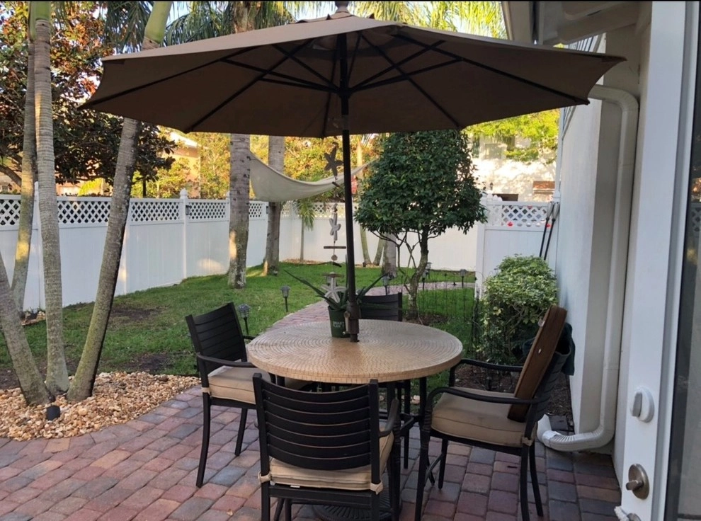 Abacoa Backyard Makeover by Synthetic Turf International - Florida - Photo 7