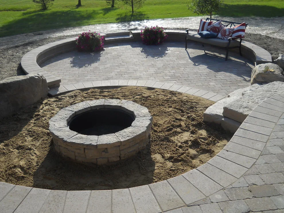 Al fresco living area by Twin Oaks Landscape, Inc. - Photo 2