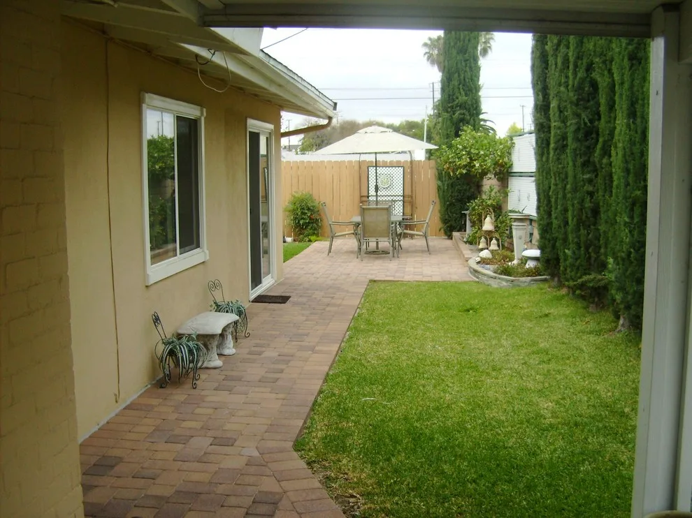 Swimming Area Patios by Dave Pratt Designs And Consulting - Photo 5
