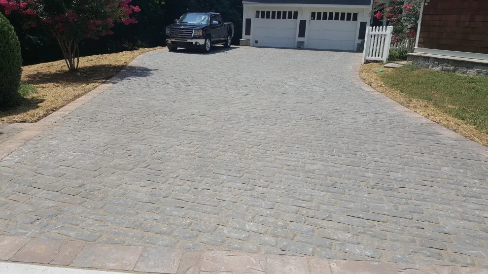 Naturalstone Hardscape - Photo 4