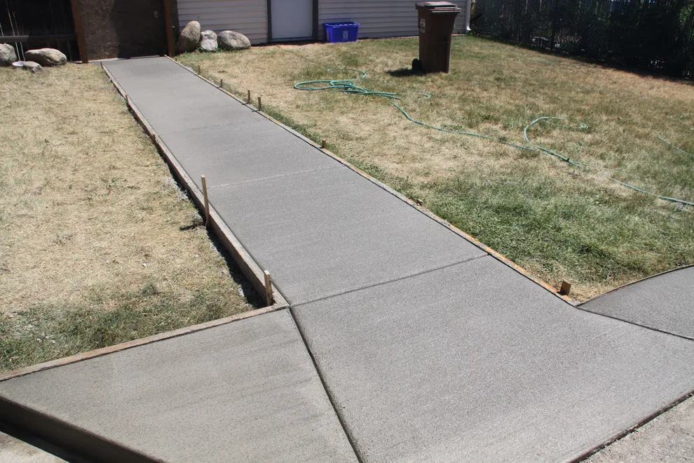 Walnut Walkway Retaining Wall by RockHard Concrete - Photo 5
