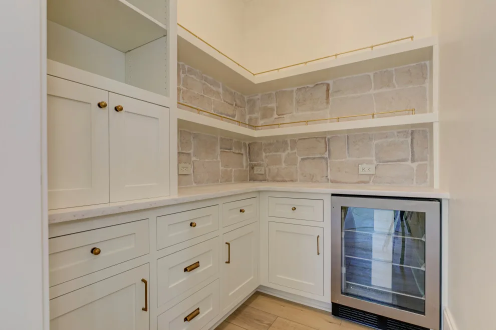 19th Century Sedona | TeeLee Residences by Horizon Stone Llc - Photo 2