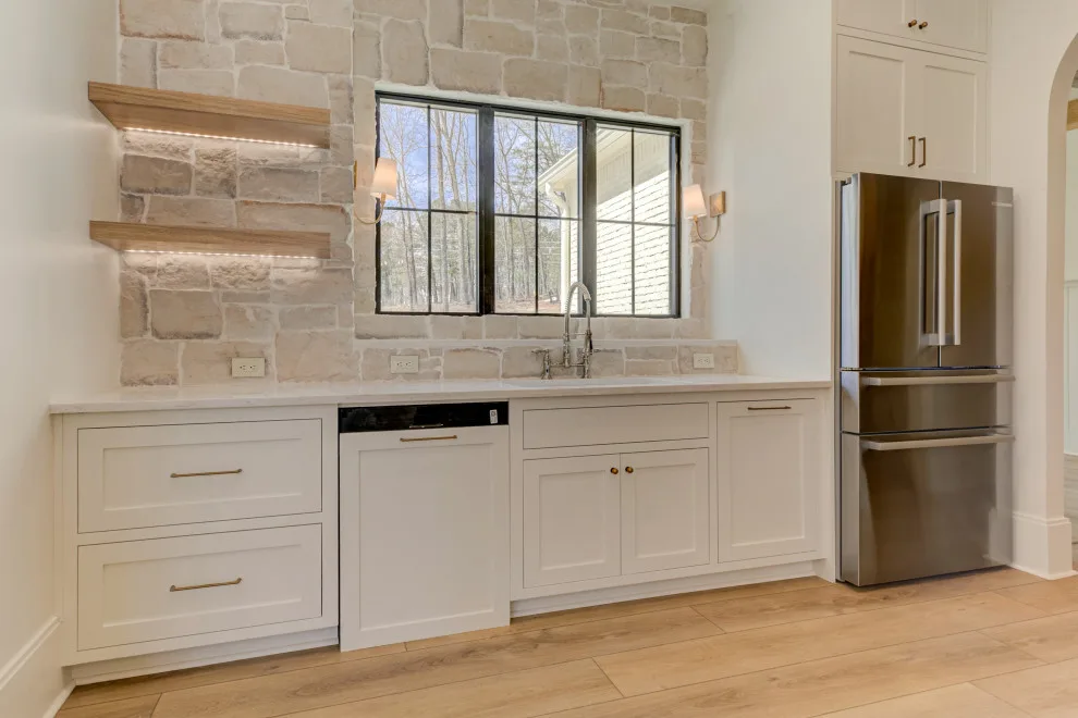 19th Century Sedona | TeeLee Residences by Horizon Stone Llc - Photo 4
