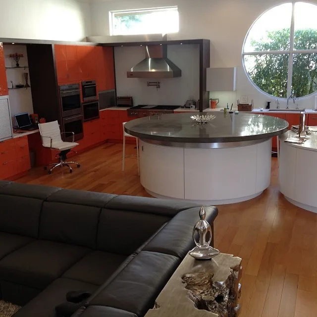 Thiel Studios - Photo 2