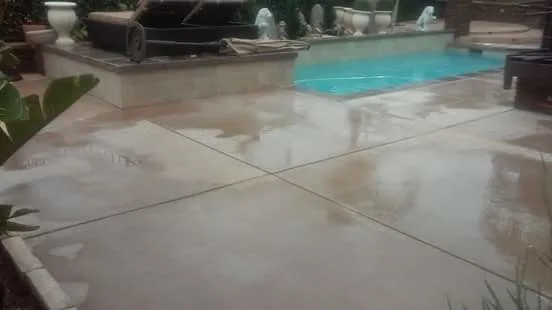 Deck resurfacing for pools by Smartin Coatings - Photo 6
