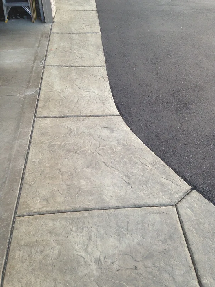 Driveway Concrete Aprons by Cipala Decorative Concrete Inc - Photo 6