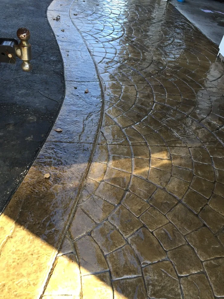 Driveway Concrete Aprons by Cipala Decorative Concrete Inc - Photo 5