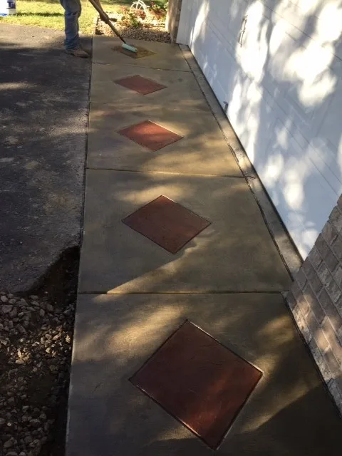 Driveway Concrete Aprons by Cipala Decorative Concrete Inc - Photo 3