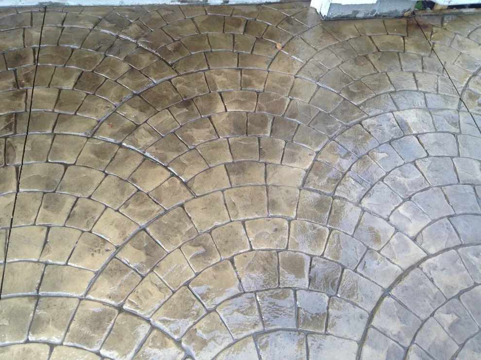 Driveway Concrete Aprons by Cipala Decorative Concrete Inc - Photo 4