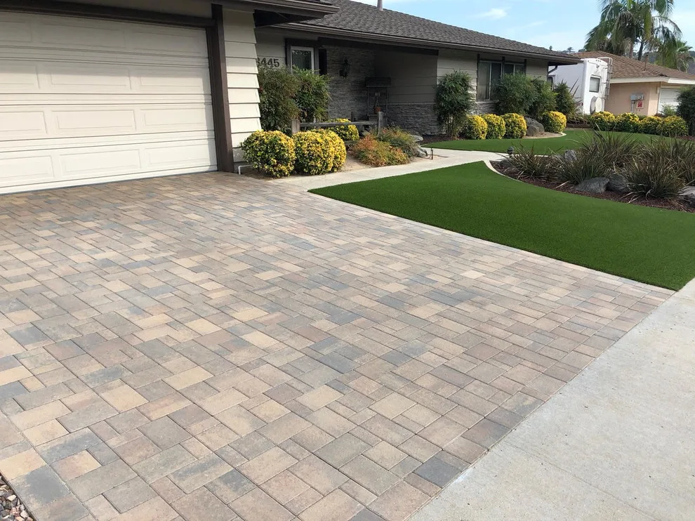 Synthetic Grass by Coyote Pavers & Stone - Photo 7