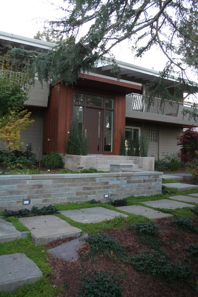Hillsborough Modern by Terra Ferma Landscapes - Photo 2