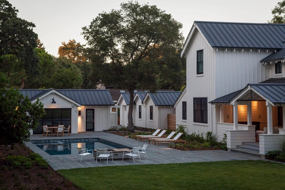 Modern Farmhouse by Terra Ferma Landscapes - Photo 3