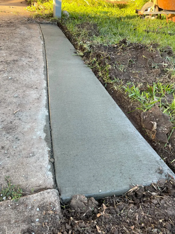 Flores Concrete - Photo 6