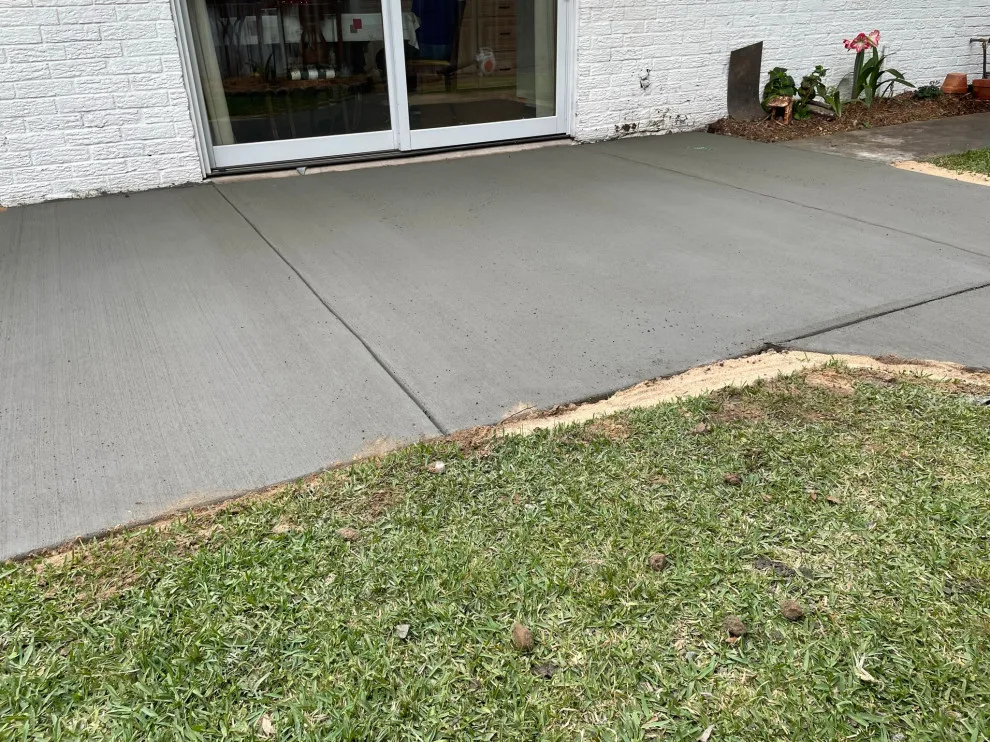 Rear Deck by Flores Concrete - Photo 31