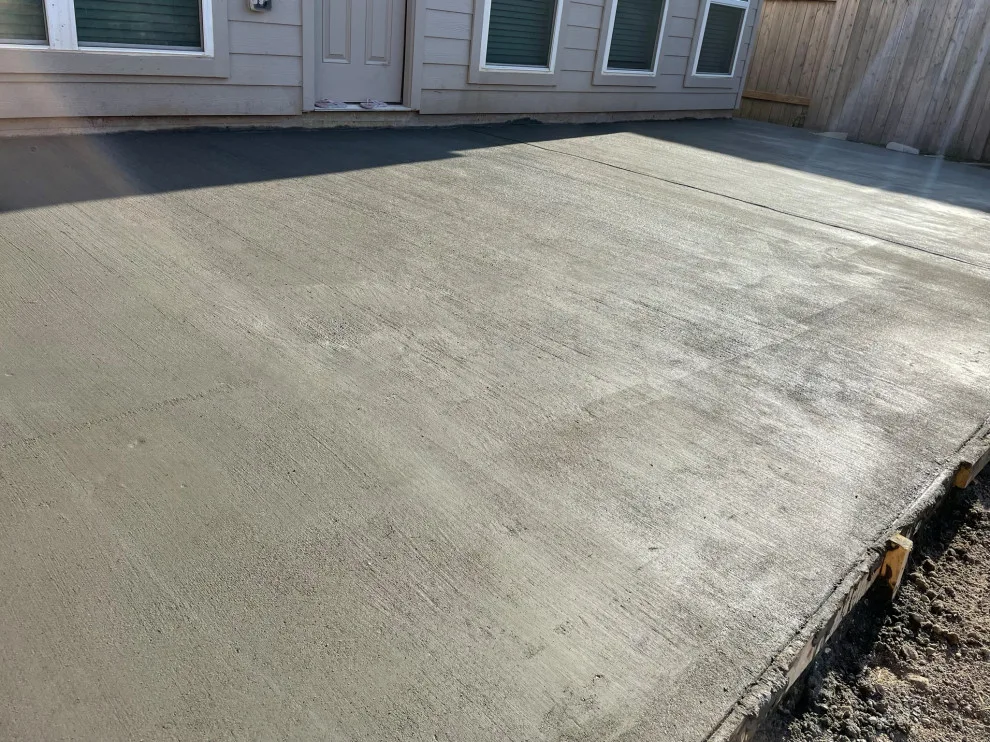 Rear Deck by Flores Concrete - Photo 4