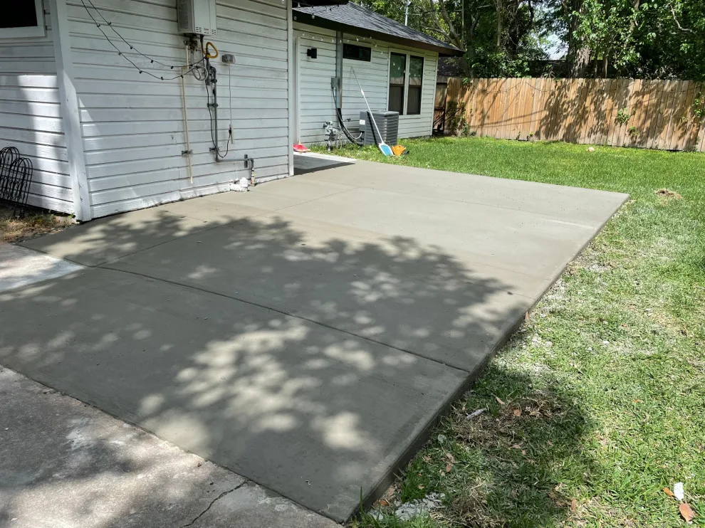 Rear Deck by Flores Concrete - Photo 23