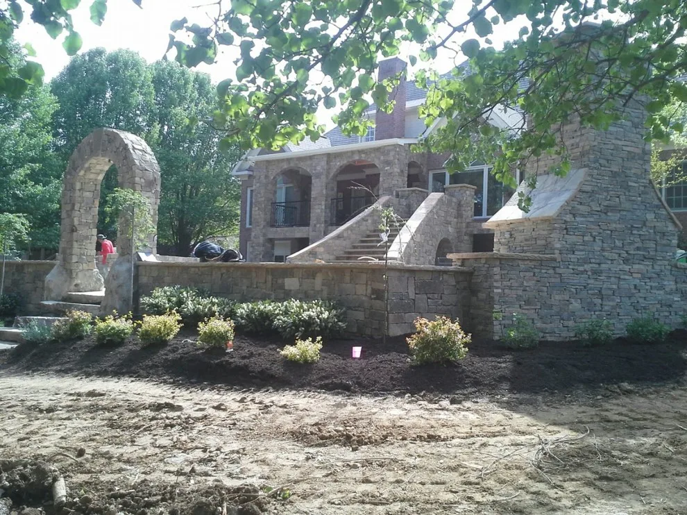 Creative Stone Work - Photo 3