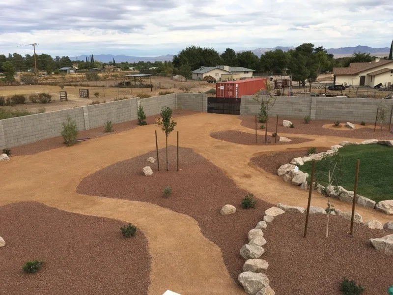 Innovative Stoneworks & Landscaping - Photo 11