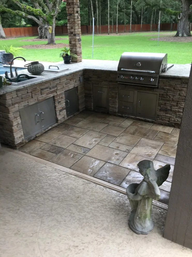 Mudbug Pavers & Construction - Photo 7