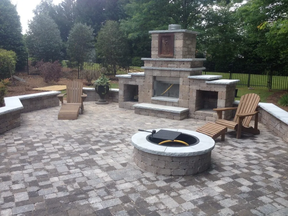 Empty Residence by Cumberland Hardscapes LLC - Photo 2