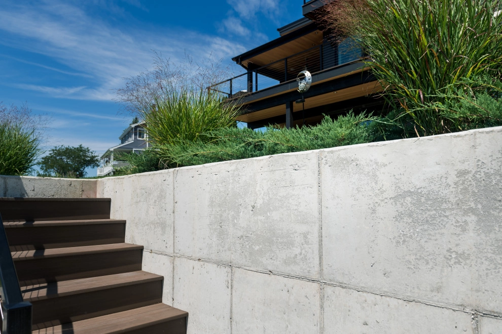 Lake Columbia Modern Lakefront Landscape by TERRAFIRMA Landscape - Photo 5