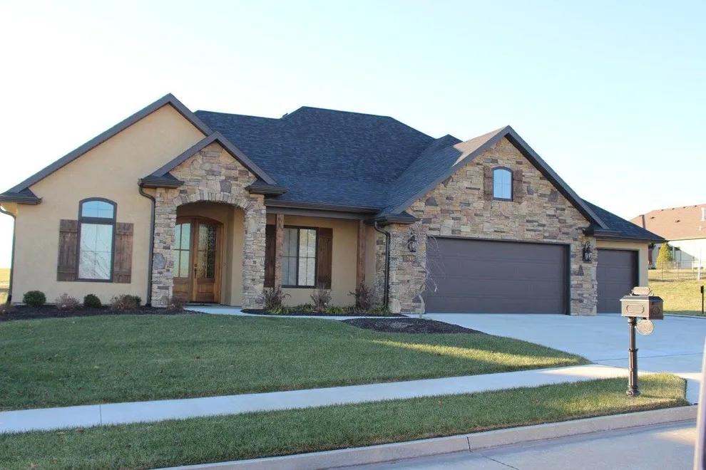 Debris and Stone Blend by Centurion Stone Of Columbia - Photo 2