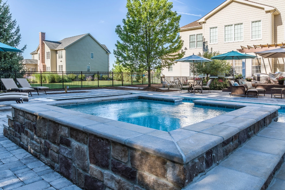 Outdoor Oasis: Crafting Your Ultimate Lounge and Pool Experience by TERRAFIRMA Landscape - Photo 5