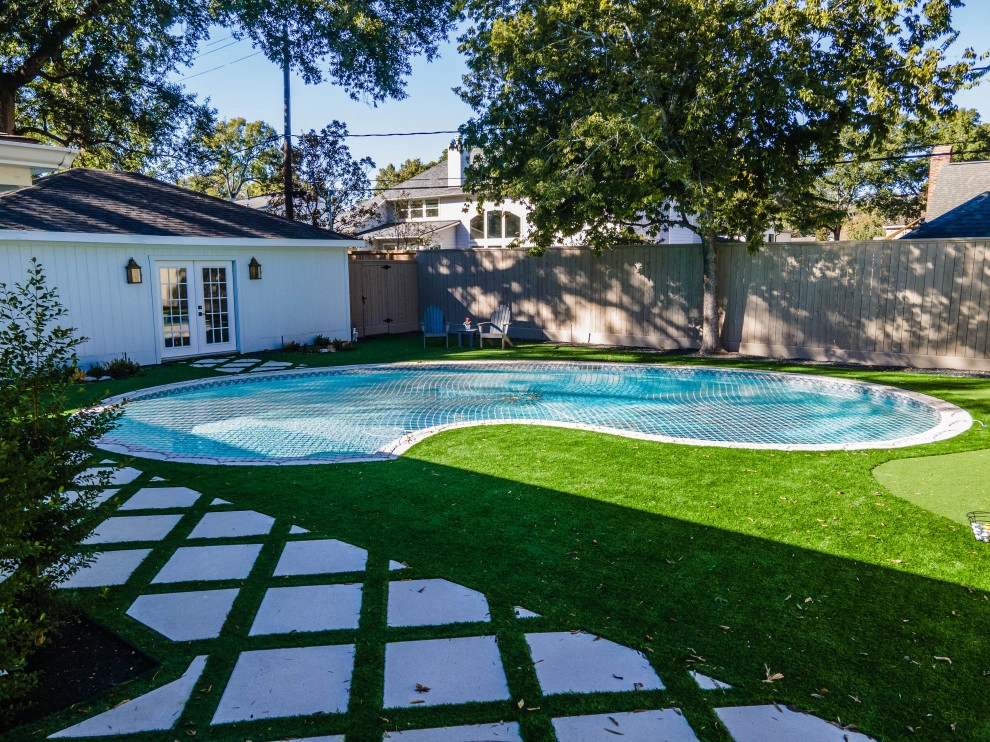 Memorial Drive Project by Texan Landscape Group LLC - Photo 2