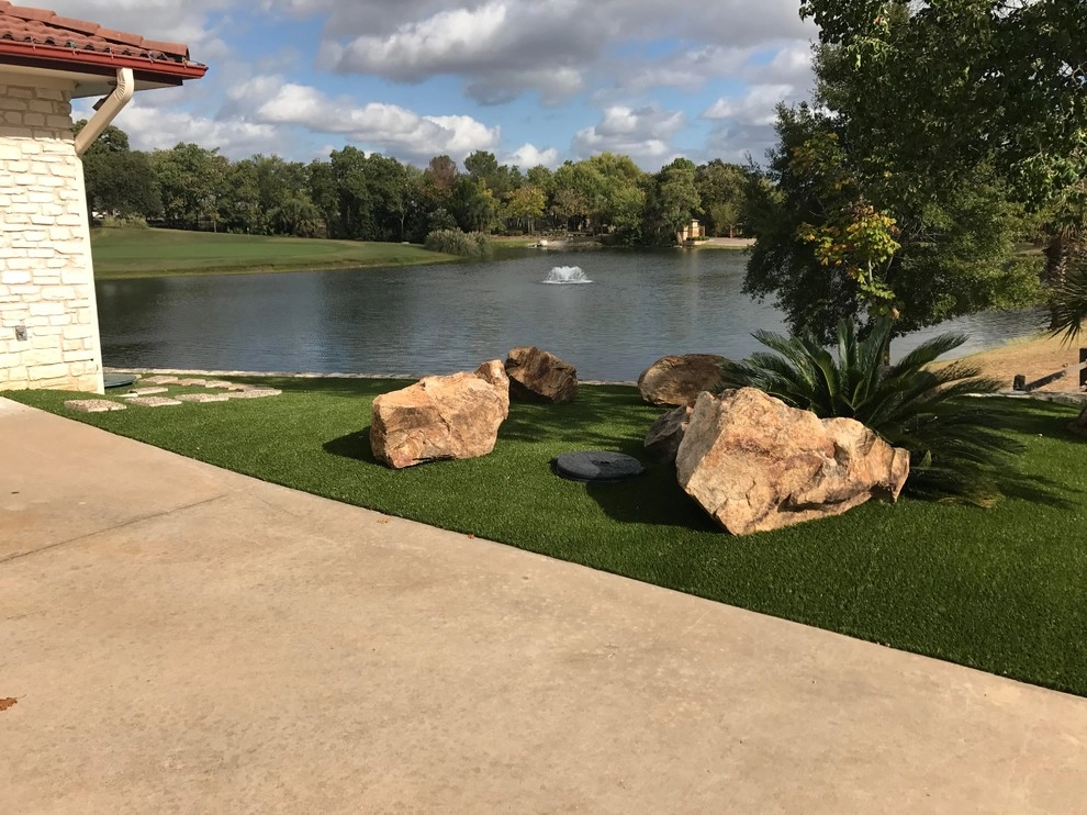 HI circle 2 by Texas Custom Turf - Photo 3