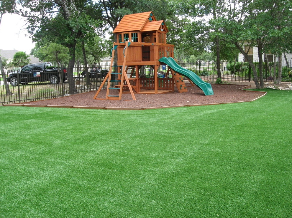 Sunny Drive by Texas Custom Turf - Photo 8