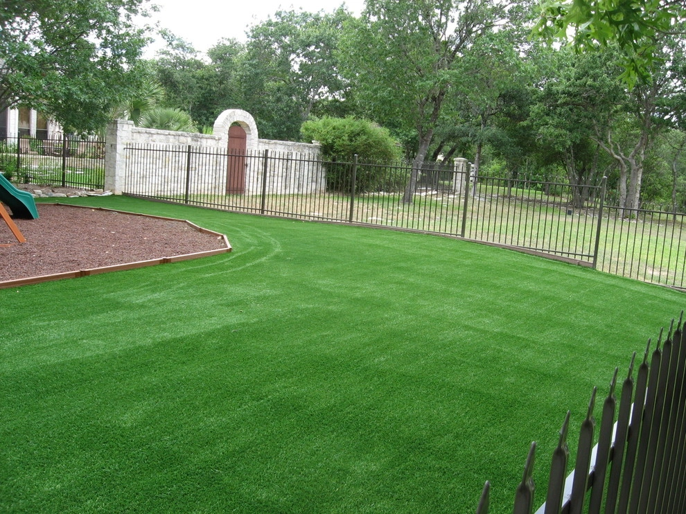 Sunny Drive by Texas Custom Turf - Photo 3