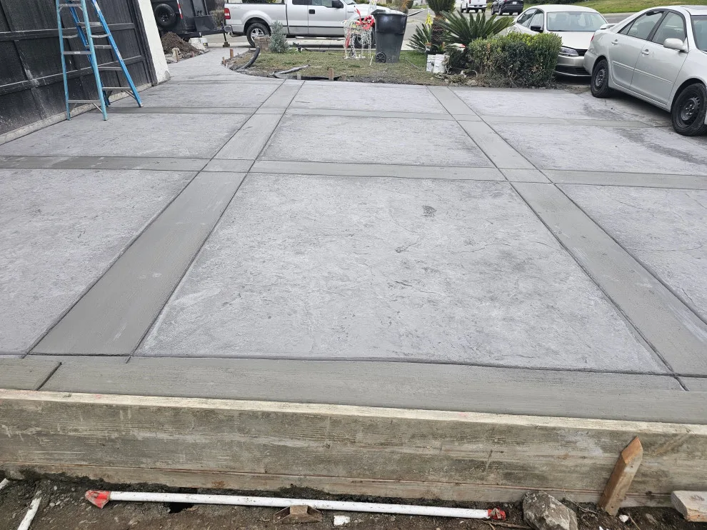 Driveway Concrete Renewal and Flatwork Services by Valdivia's Concrete - Photo 12