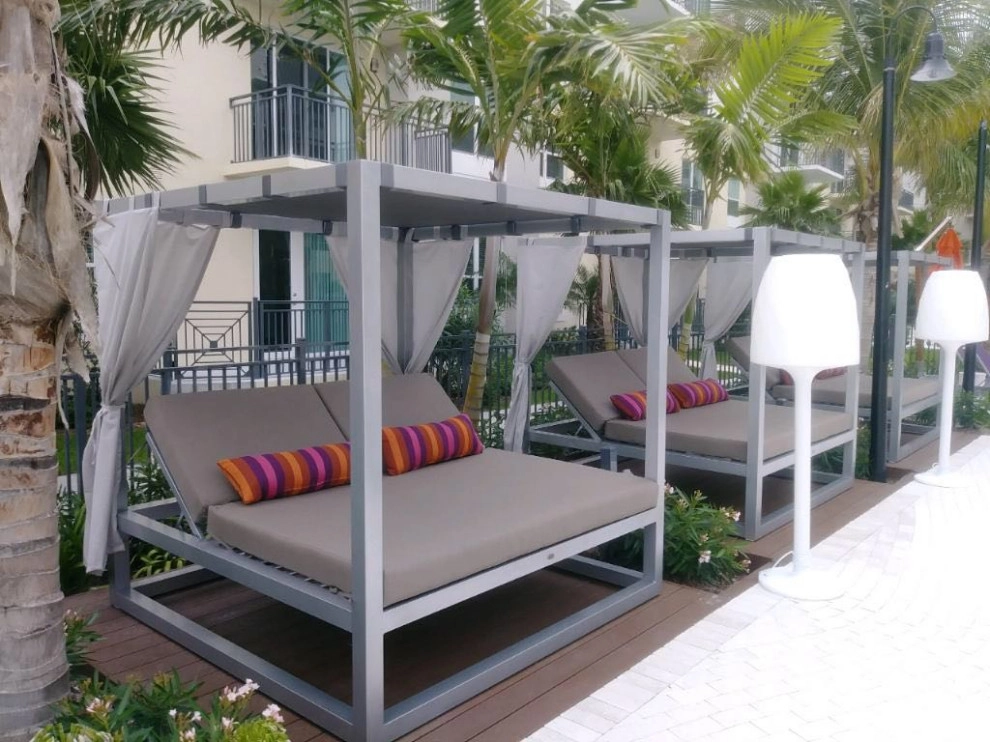 CONTEMPORARY OUTDOOR FURNITURE by The Garden District - Photo 6