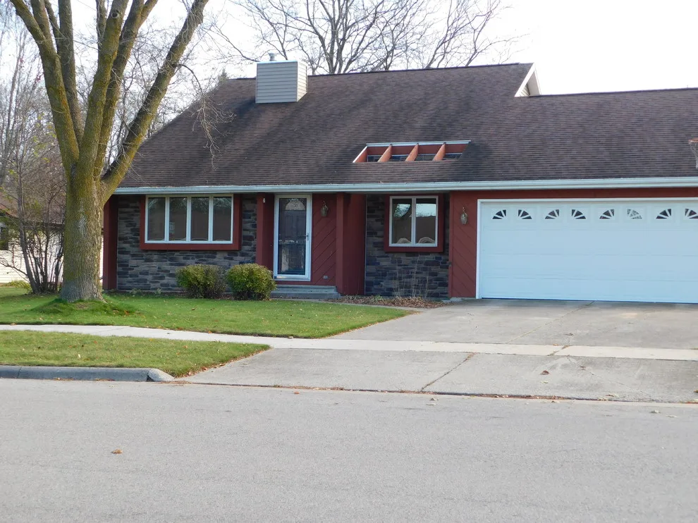 Rock Exterior by John Carter Custom Masonry LLC - Photo 2