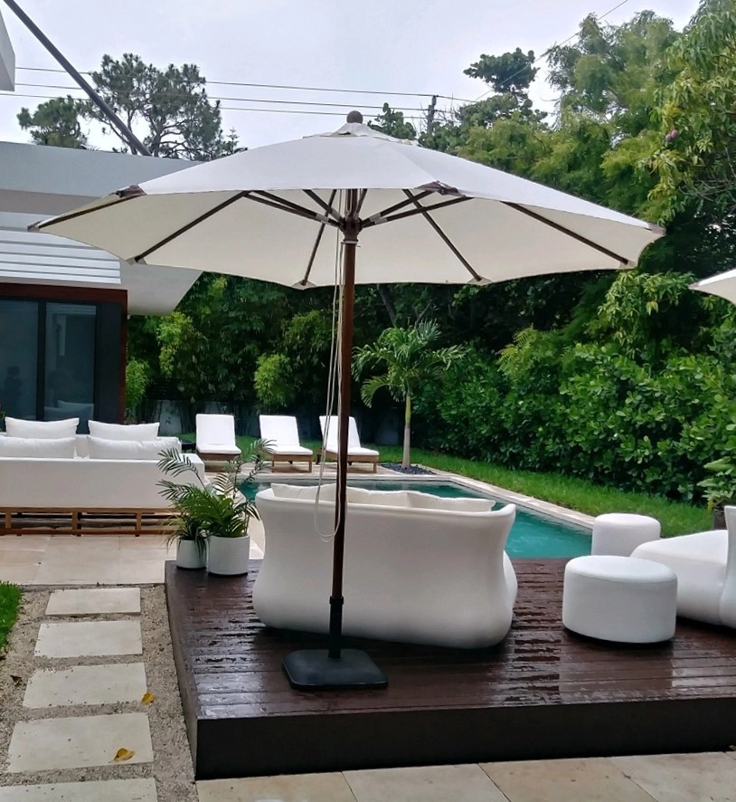 CONTEMPORARY OUTDOOR FURNITURE by The Garden District - Photo 13