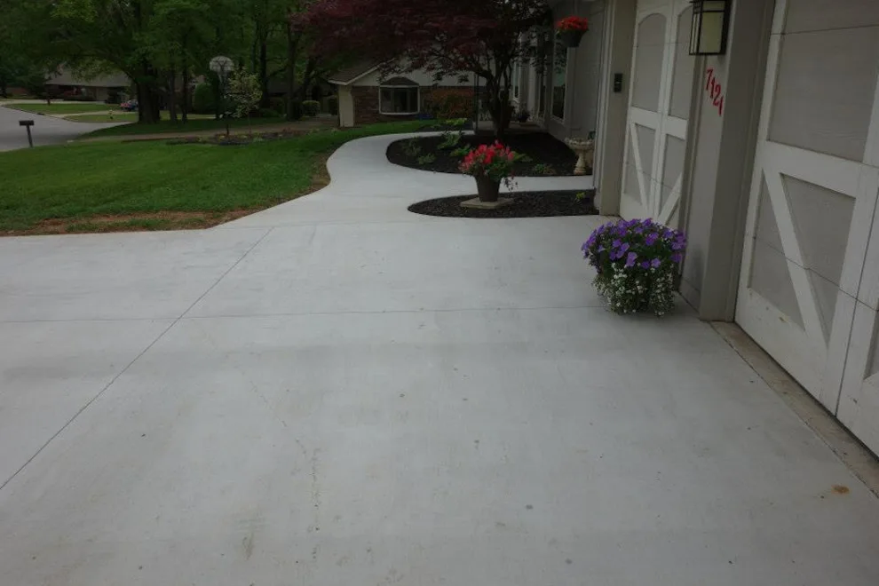 Entrance Hall by Summit Concrete And Construction - Photo 11
