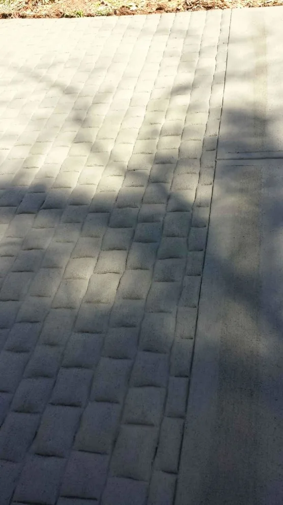 Embellished Driveway Entrances by Sudlow Concrete - Photo 10