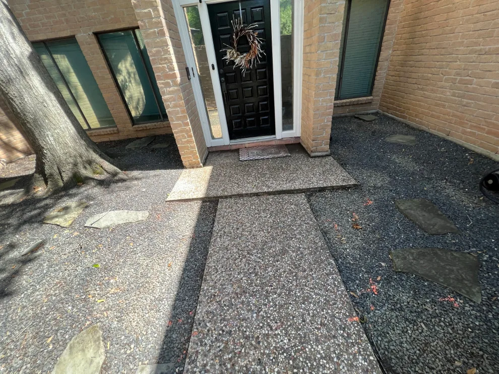 Entryway by Flores Concrete - Photo 44