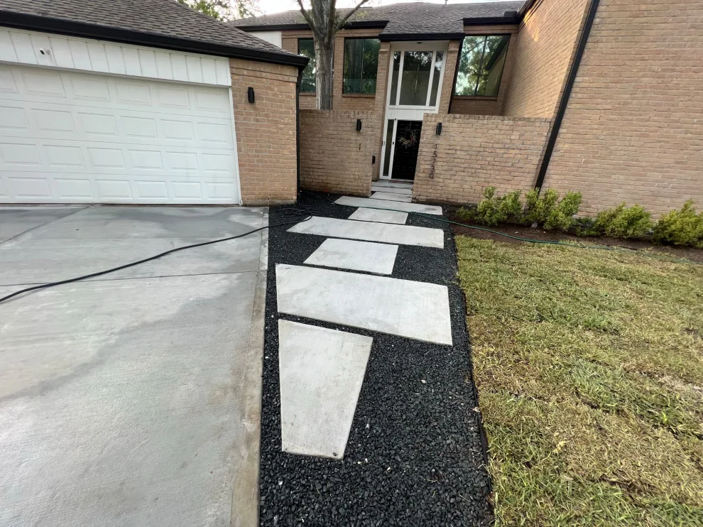 Entryway by Flores Concrete - Photo 51