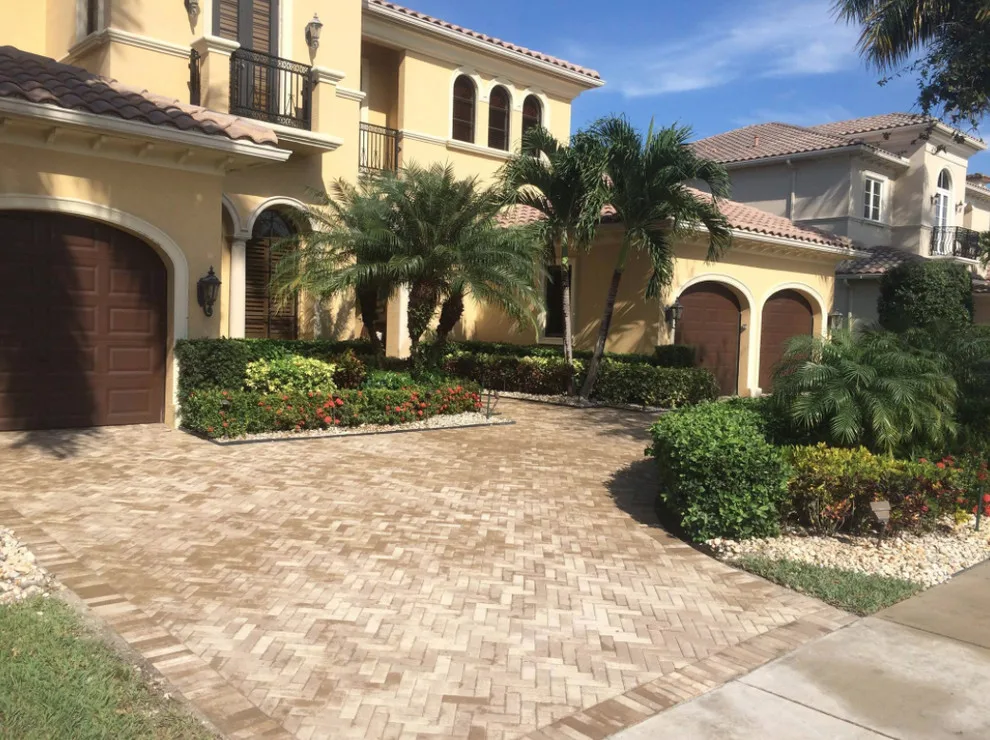 Paths to Driveways by Carvalho Pavers - Photo 7
