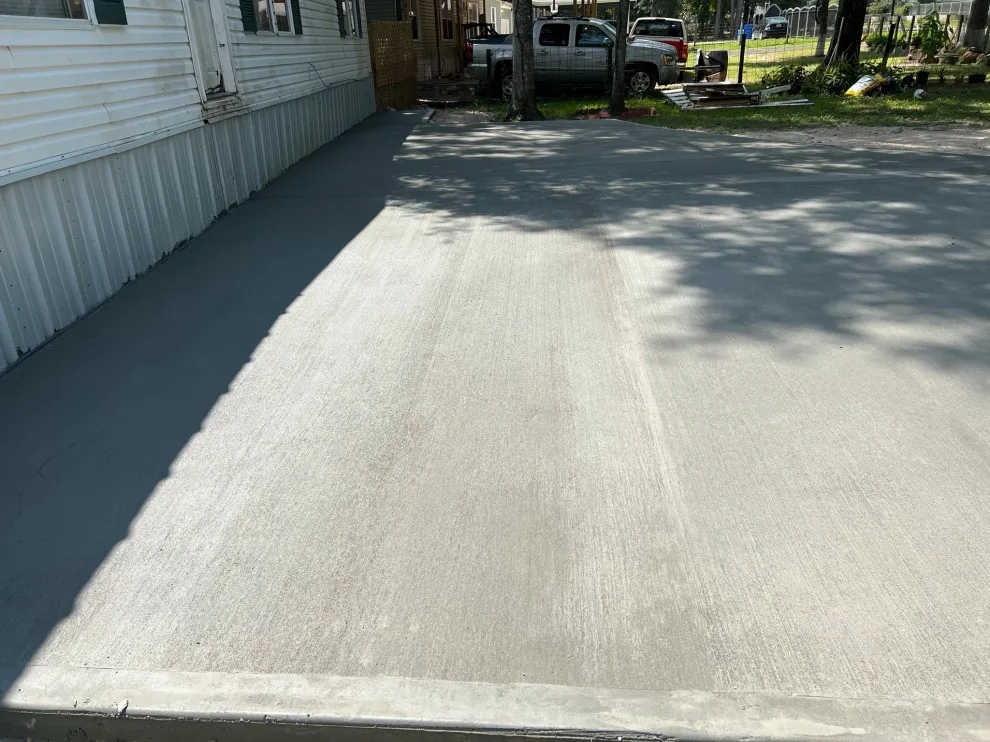 Parking Trailer by Flores Concrete - Photo 16