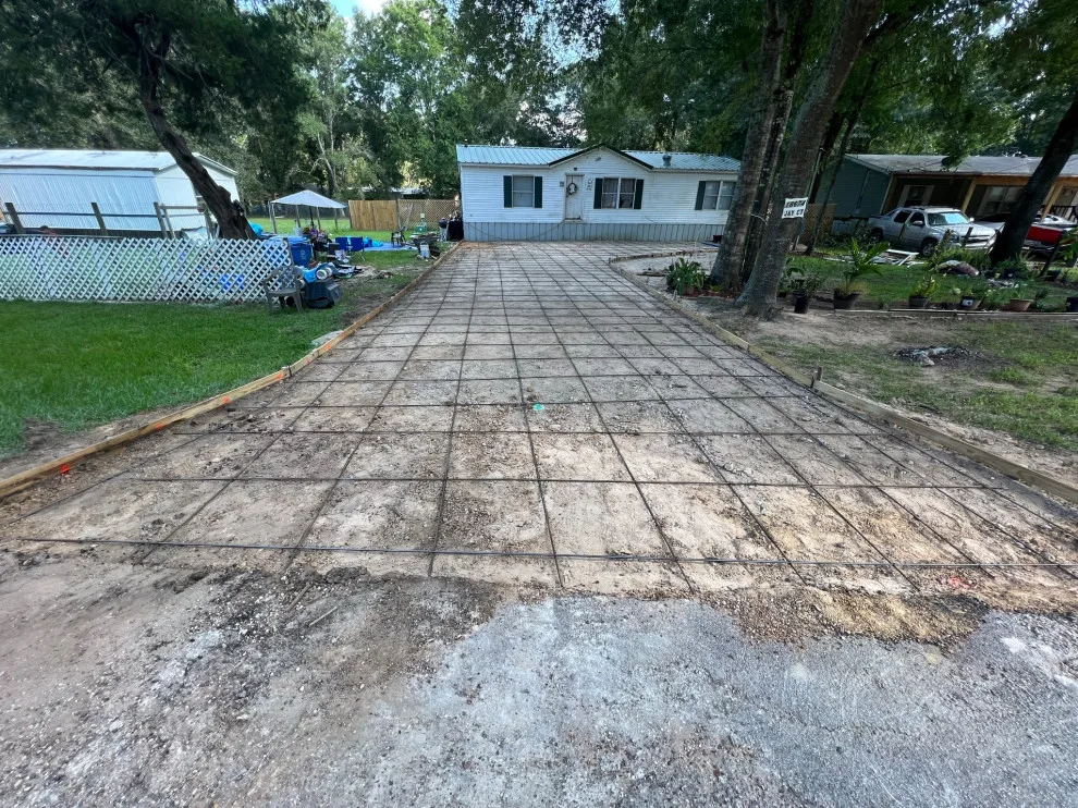 Parking Trailer by Flores Concrete - Photo 9