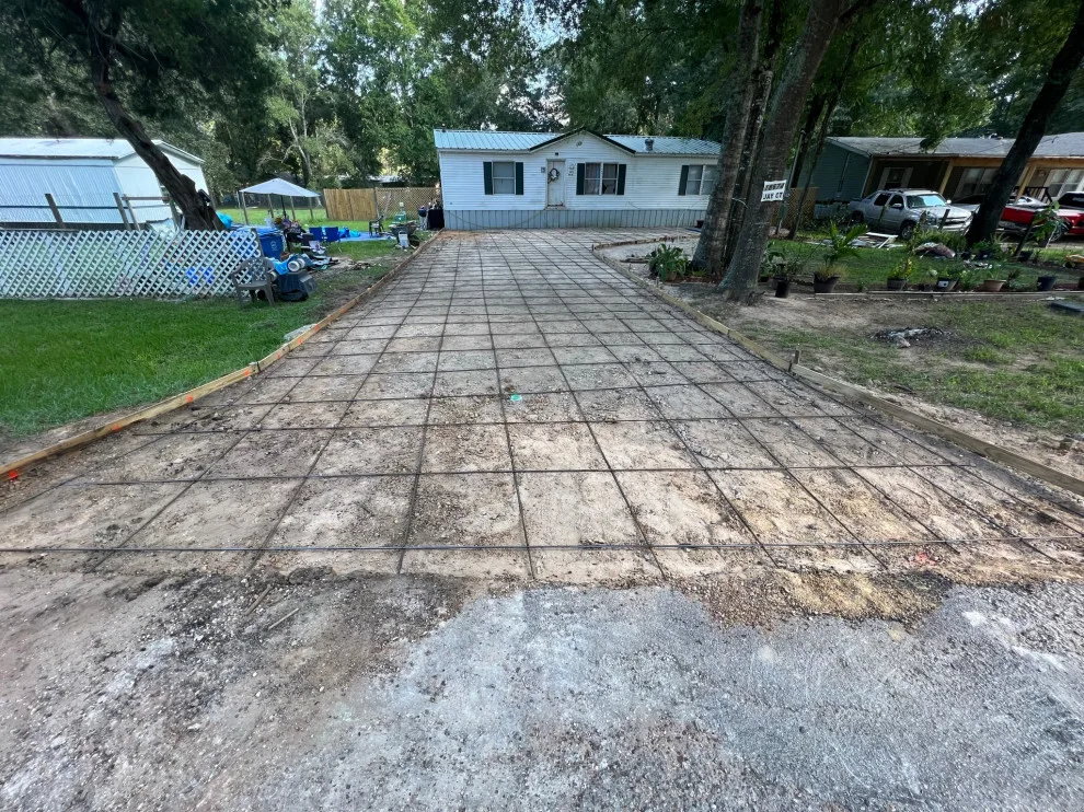 Parking Trailer by Flores Concrete - Photo 13